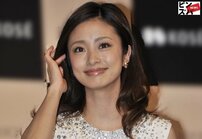 「上戸彩がチャンピオン」ダウンタウン松本人志不在を払拭、大沸騰の『Ｍ-1グランプリ』で際立った“3児の母俳優”が「可愛すぎる」件