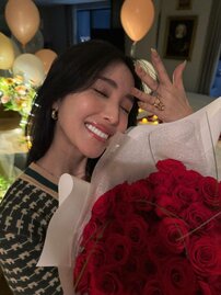 「ベッド長ぁぁ！指輪2個ぉぉぉ」元『Popteen』モデル、6歳の子連れ再婚へ “超ゴージャスプロポーズ”に「まさか自分の人生にこんなことが」