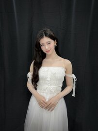 乃木坂、NiziUメンバーを抑えた清純派女優は？みんなが「20歳になると聞いてびっくりな芸能人」【第4位以下】