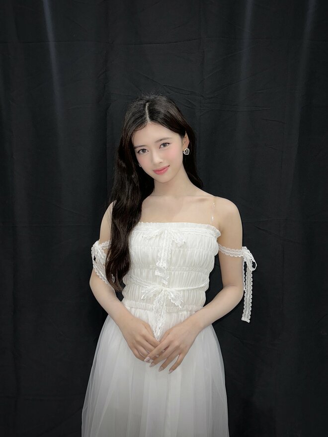 乃木坂、NiziUメンバーを抑えた清純派女優は？みんなが「20歳になると聞いてびっくりな芸能人」【第4位以下】の画像