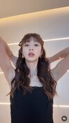 「同世代の星」49歳・ほしのあき、圧巻のノースリーブ姿に騒然　芸能界の恩人との2ショット公開 