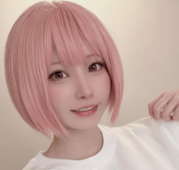 「永遠のヒロイン」えなこ、バストの特徴まで完全再現！懐かしの『スレイヤーズ』リナ=インバース姿に「凄い！」の声