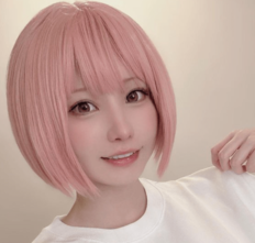 「永遠のヒロイン」えなこ、バストの特徴まで完全再現！懐かしの『スレイヤーズ』リナ=インバース姿に「凄い！」の声