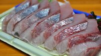 家庭の食卓から「刺身」が消える…44年ぶりの過去最悪水準「エンゲル係数28.6％」が影響か