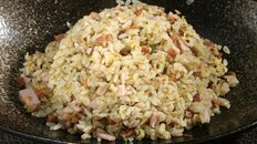 【北海道・苫小牧】北海道産米“ななつぼし”で作る“五目炒飯”　「樂食中華 孝」の人気の一皿