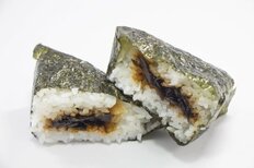 “変わり種よりシンプル”さで人気の昆布を超えたのは、10～30代男女が「好きなおにぎりの具」【トップ3】