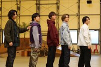 若者が好きなジャニーズグループランキング！メンバー3人脱退のキンプリを抑えたのは“国民的アイドル”【トップ3】