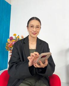 「広瀬アリスかと思った」の声も　NHK大河ドラマ『べらぼう』“眉ナシ顔”が話題の水野美紀、『あさイチ』眉あり眼鏡姿が沸騰