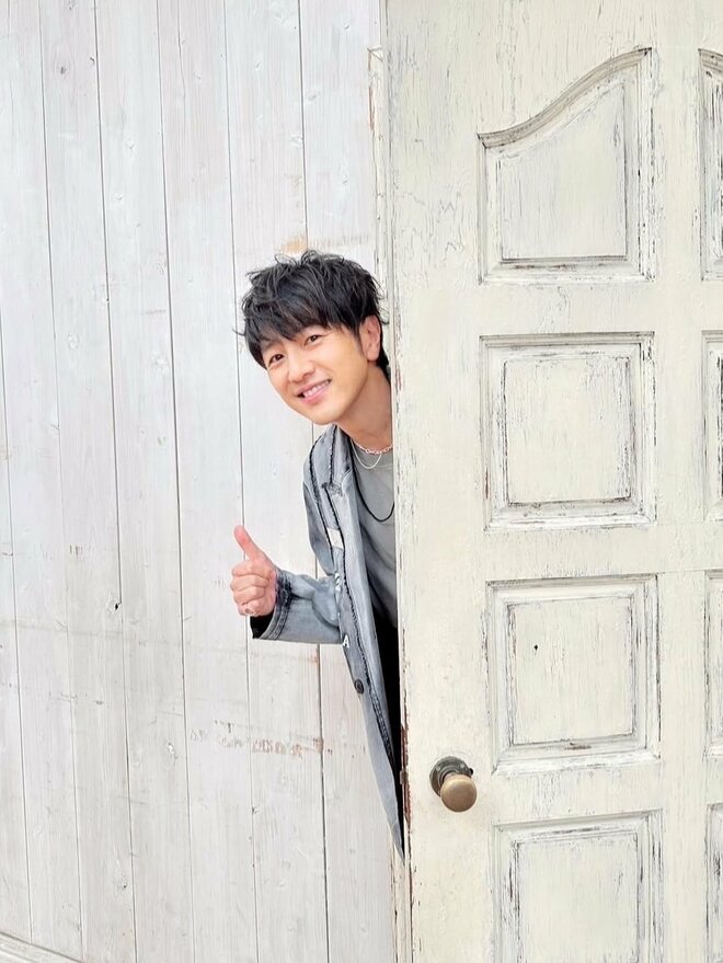 「こんなかわいいおじさんみたことない」ゆず北川悠仁・49歳、年齢不詳の超若見え爽やか近影に驚きの声の画像