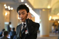 草なぎ剛、主演のフジテレビ『罠の戦争』で神対応!共演者が涙した座長のふるまいと「伝説」中居正広&笑福亭鶴瓶にシンクロ「差し入れ弁当」秘話