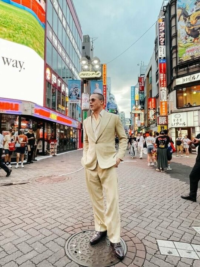 ブラッド・ピット、映画『F1』PRで来日中にロスの自宅が“空き巣被害”に　ウラで拡散「居酒屋で日本人客とカンパイ」動画の画像