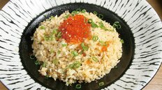 【東京・新宿】人気魚料理店で味わう“海鮮チャーハン”　「新宿魚庵 直」の絶品の一皿
