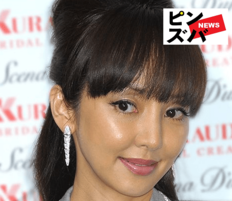 48歳・神田うの、美脚あらわなミニーちゃんふうミニ丈スカートでディズニー降臨！