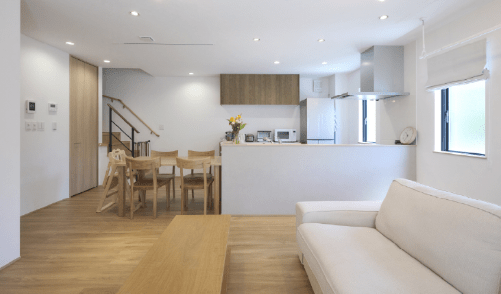 『AQ HAUS』で888万円（税込）～相談できるBasicプランの室内