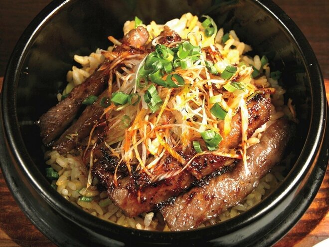 黒毛和牛or牛ハラミの煎り焼き海老入り釜焼き炒飯