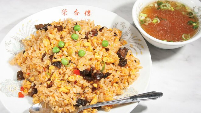 【千葉・大和田】まかないから生まれた“ピリ辛チャーハン”　「中華料理 榮香樓」のコクのある一皿の画像