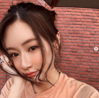 「歌うまっっ」黒木啓司の妻・宮崎麗果、生後3か月“パパ似息子”に超美声で英才教育!?「掛け合いがシュール」