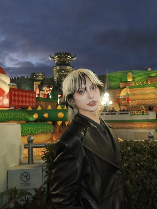 「歯が黄色い」指摘を受けた大人気ジェンダーレス美人インフルエンサー、“自歯8本のラミネート治療”告白に反響の画像