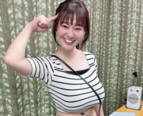 「刺激的」“グラマラスすぎる”元NHKアナ、白衣コスプレショット＆『週プレ』デビューにファン歓喜