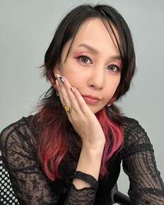 「デビュー当時と全く変わってない可愛さ」 中島美嘉、すっぴん“チュー顔”が沸騰　保護猫の里親探しの活動も