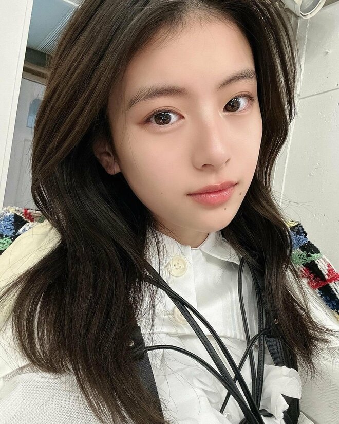 “永瀬廉＆ラウール相手役で注目度急上昇”出口夏希、透明感あふれるシースルー姿に「奇跡の美女」「スタイル鬼」 の画像