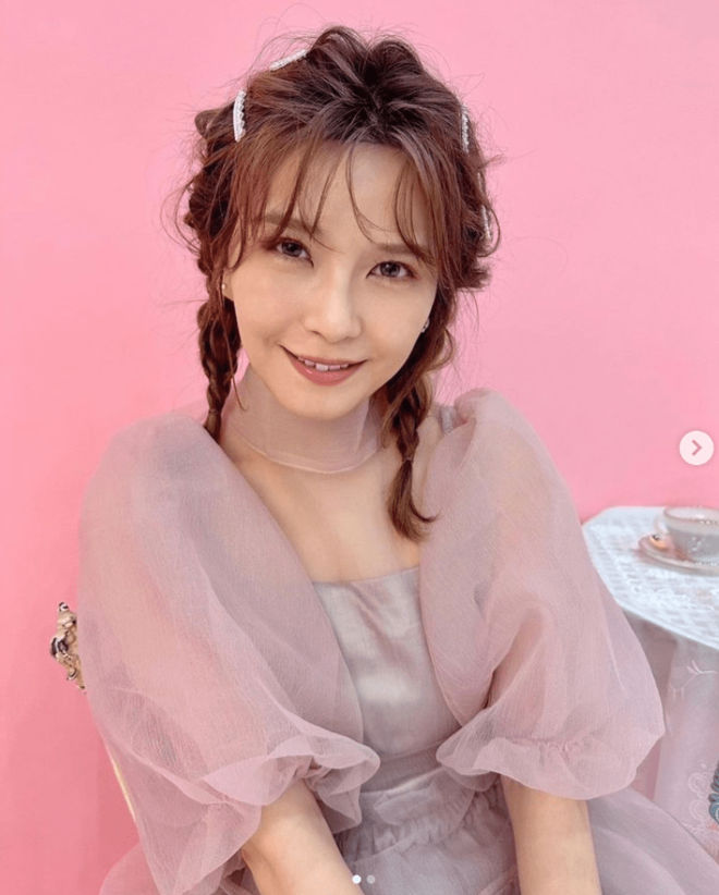 「笑顔やべーくらい可愛い」NEWS小山慶一郎と結婚目前報道のAAA宇野実彩子、ハッピーオーラ全開の笑顔ショット公開！「いいなー。小山くんうらやましい」の画像