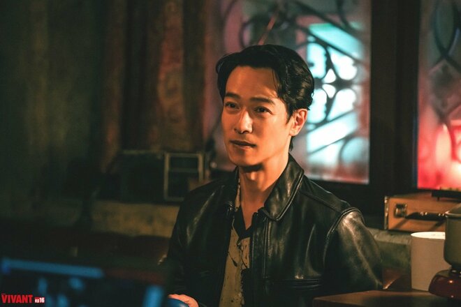 日曜劇場『VIVANT』堺雅人の一人三役でストーリー進行がさらに遅延か、ほぼ説明だけで話が進んでいくワクワクなし展開にくすぶる不満の画像