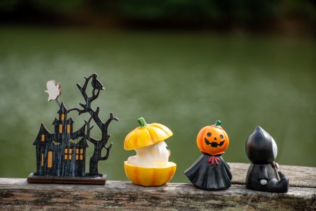 「彼氏と一緒にペイント」定番ゾンビに圧勝のトップは？10～30代女子が「ハロウィンで挑戦してみたいコスプレ」【トップ3】の画像