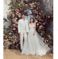 20代にしか見えない｢世界イチ年齢不詳な73歳｣!? ｢愛の不時着｣＆ベッカム夫妻に愛されたデザイナーのヴェラ・ウォン｢うさぎちゃん2ショット｣のキュートすぎる素顔とは? 