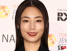 「かわいすぎんか？」43歳・MEGUMIの“くすみなしスッピン”にファンため息「やばい...本当綺麗」