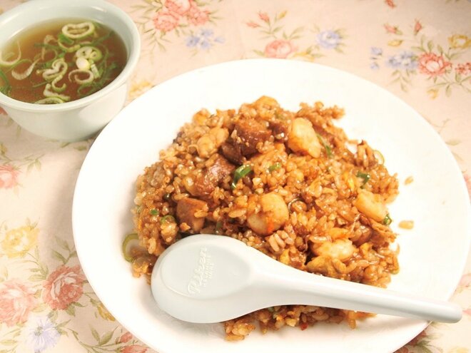 黒炒飯