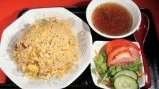 【東京・大崎】3代目続く中華料理店で味わう“チャーハン”　「中華料理 幸楽」のほんのり甘めな一皿