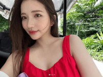 「結婚した？」三代目JSB・ELLYと熱愛の南りほ、“左手薬指リング”を堂々アピール！“モザイク登場”に次ぐ匂わせに「ほんまにあざといな」