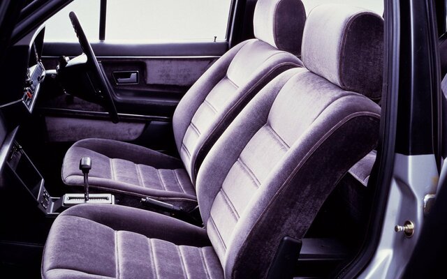 サンタナのシート