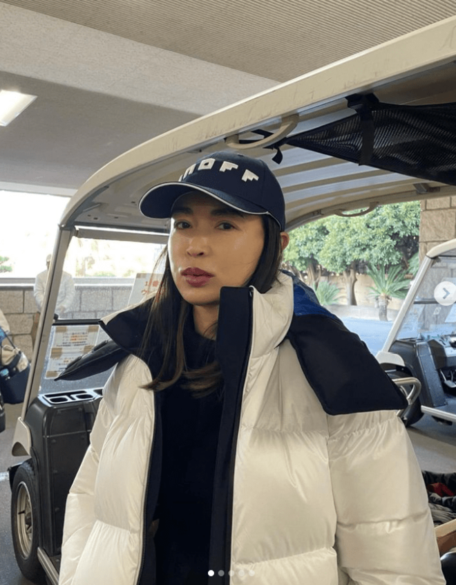 「色気が半端ないです」長谷川京子、黒のシックな着物姿公開のインスタ投稿に違和感？「上前が逆では」「着なれてないのが凄くわかる」指摘相次ぐの画像